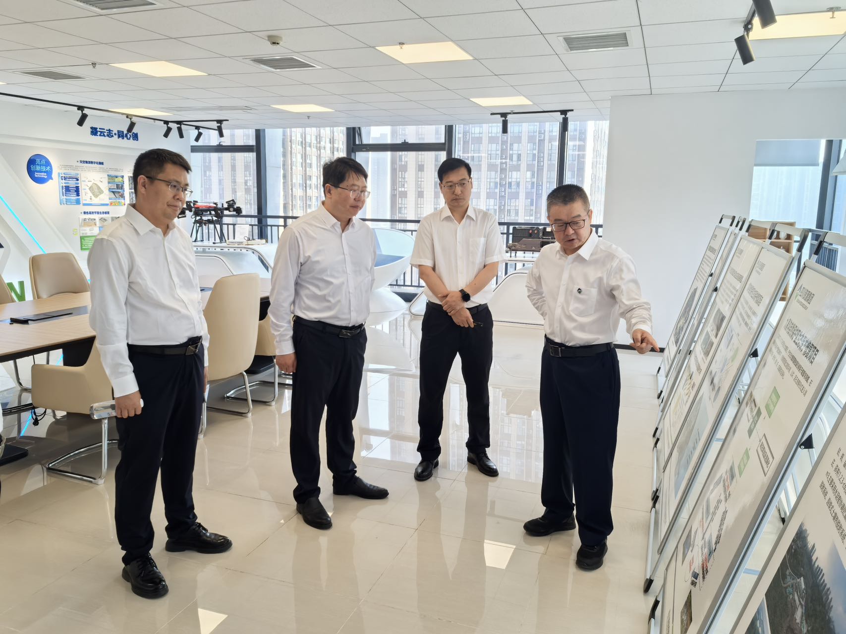 勘察設(shè)計集團與青海省環(huán)境地質(zhì)勘查局簽訂戰(zhàn)略合作協(xié)議